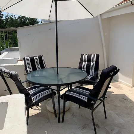 别墅 Greenvilla3 Belek-15 Beds-7Rooms Full Triplex Villa In Belek With 10Meter Private Pool & Garden Wi-Fi- Full Kitchen & Bed Equipments-New Air Conditions Free Parking 3Shower & Wc 贝莱克